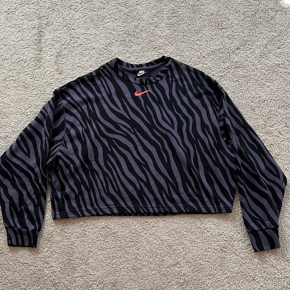 Nike Womens Sweatshirt